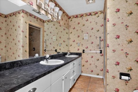 Villa ou maison à vendre à Alachua, Floride: 4 chambres, 243.68 m2 № 2414950 - photo 10