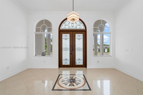 Casa en venta en Miami, Florida, 5 dormitorios, 276.66 m2 № 2076325 - foto 9