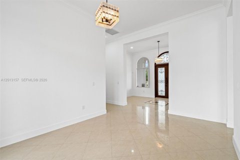 Casa en venta en Miami, Florida, 5 dormitorios, 276.66 m2 № 2076325 - foto 14