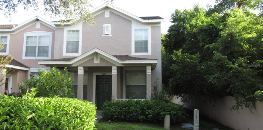 Townhouse in Brandon, Florida 3 bedrooms, 140.1 sq.m. № 1853228
