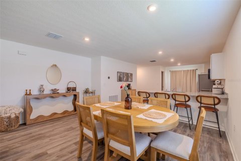 Casa en venta en Eagle Lake, Florida, 3 dormitorios, 146.97 m2 № 1885109 - foto 25