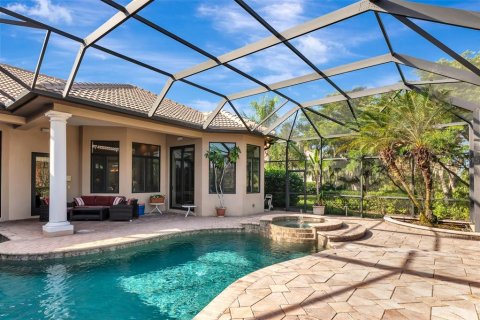 Villa ou maison à louer à Parrish, Floride: 4 chambres, 405.33 m2 № 2431166 - photo 27