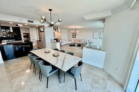 Condominio en venta en Aventura, Florida, 3 dormitorios, 303.23 m2 № 1868343 - foto 22