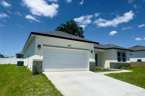 House in Ocala, Florida 4 bedrooms, 168.15 sq.m. № 1677522 - photo 2