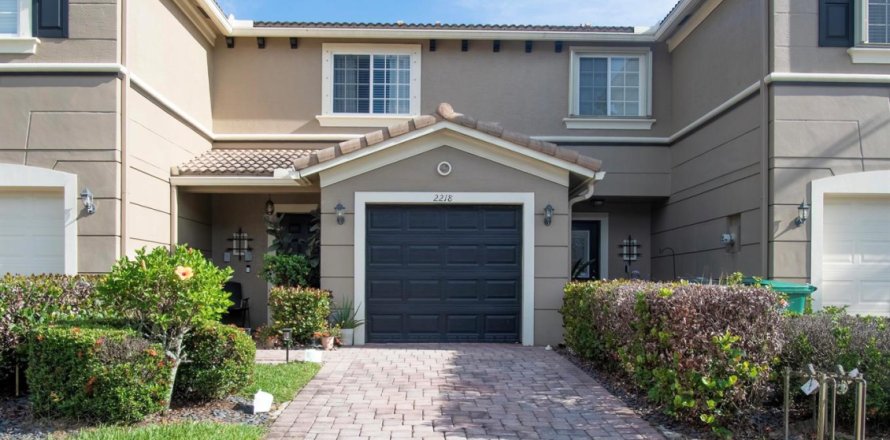 Touwnhouse à Port St. Lucie, Floride 2 chambres, 121.05 m2 № 2172910