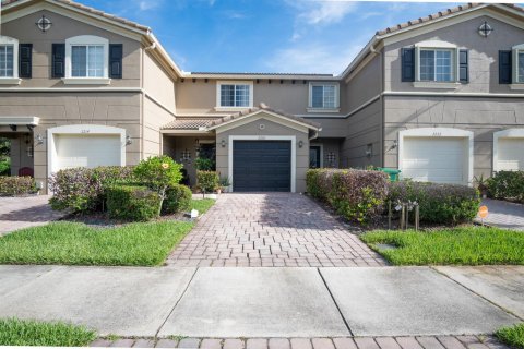 Touwnhouse à vendre à Port St. Lucie, Floride: 2 chambres, 121.05 m2 № 2172910 - photo 2