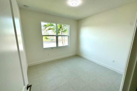 Villa ou maison à vendre à Port St. Lucie, Floride: 3 chambres, 162.76 m2 № 2189540 - photo 14