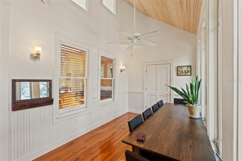 Villa ou maison à vendre à Tampa, Floride: 4 chambres, 219.53 m2 № 1690152 - photo 16