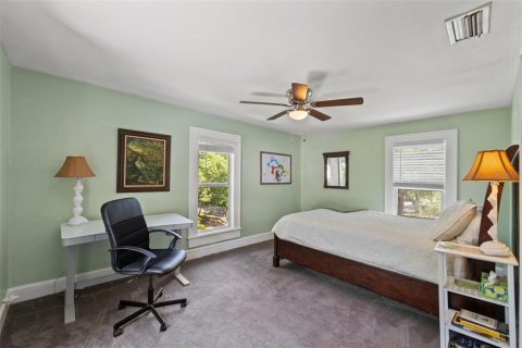 Villa ou maison à vendre à Tampa, Floride: 4 chambres, 219.53 m2 № 1690152 - photo 27