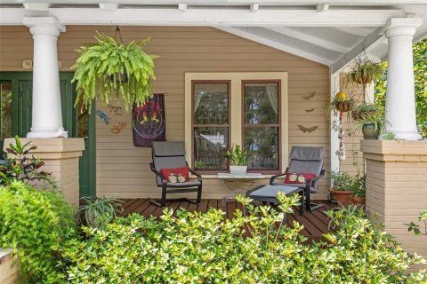 Villa ou maison à vendre à Tampa, Floride: 4 chambres, 219.53 m2 № 1690152 - photo 5