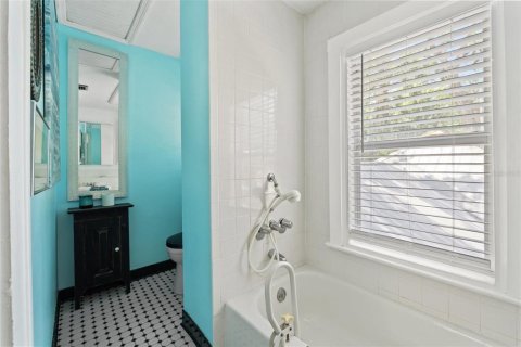 Villa ou maison à vendre à Tampa, Floride: 4 chambres, 219.53 m2 № 1690152 - photo 30