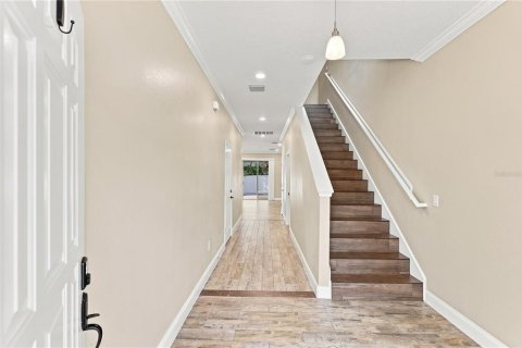 Townhouse in Orlando, Florida 3 bedrooms, 140.93 sq.m. № 2304788 - photo 5