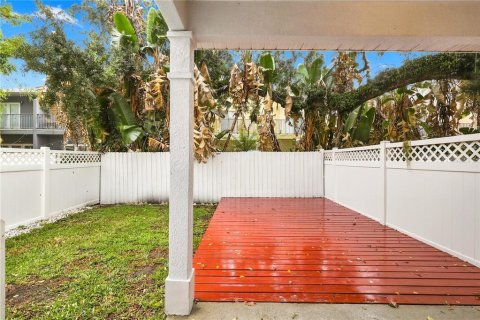 Townhouse in Orlando, Florida 3 bedrooms, 140.93 sq.m. № 2304788 - photo 28