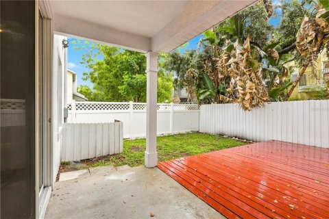 Townhouse in Orlando, Florida 3 bedrooms, 140.93 sq.m. № 2304788 - photo 29