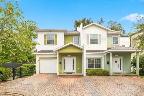 Townhouse in Orlando, Florida 3 bedrooms, 140.93 sq.m. № 2304788