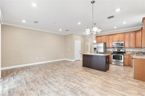 Townhouse in Orlando, Florida 3 bedrooms, 140.93 sq.m. № 2304788 - photo 10