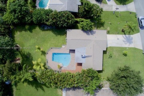 Villa ou maison à louer à Palm Beach Gardens, Floride: 3 chambres, 156.08 m2 № 1977217 - photo 2