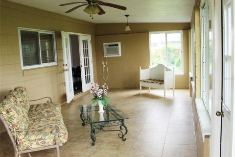 House in Altamonte Springs, Florida 3 bedrooms, 194.91 sq.m. № 1827166 - photo 29