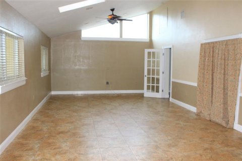 House in Altamonte Springs, Florida 3 bedrooms, 194.91 sq.m. № 1827166 - photo 5