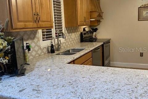House in Altamonte Springs, Florida 3 bedrooms, 194.91 sq.m. № 1827166 - photo 11