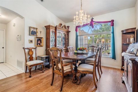 Casa en venta en Spring Hill, Florida, 3 dormitorios, 180.51 m2 № 1856054 - foto 9
