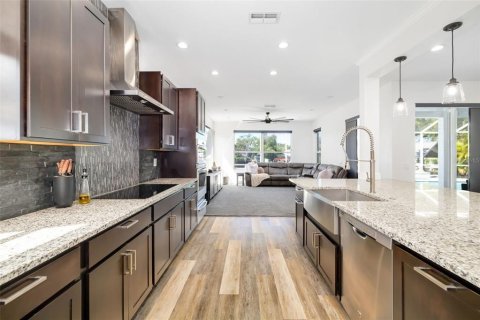 Villa ou maison à vendre à Bradenton, Floride: 5 chambres, 262.45 m2 № 2431074 - photo 27