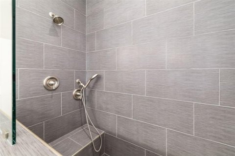 Villa ou maison à vendre à Bradenton, Floride: 5 chambres, 262.45 m2 № 2431074 - photo 20