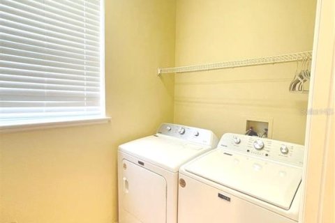 Casa en venta en Orlando, Florida, 4 dormitorios, 273.5 m2 № 1914398 - foto 23