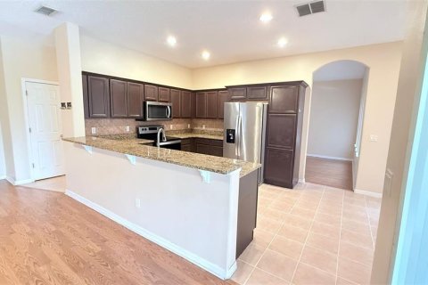 Casa en venta en Orlando, Florida, 4 dormitorios, 273.5 m2 № 1914398 - foto 7