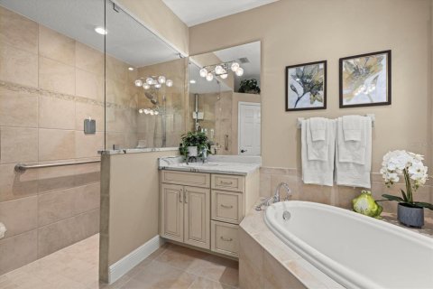 Casa en venta en Lakewood Ranch, Florida, 3 dormitorios, 205.04 m2 № 1914564 - foto 19