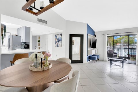 Copropriété à vendre à Miami, Floride: 2 chambres, 85.19 m2 № 2004417 - photo 10