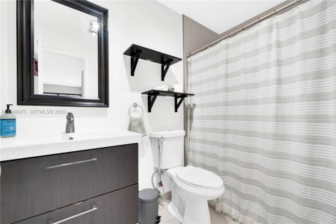 Copropriété à vendre à Miami, Floride: 2 chambres, 85.19 m2 № 2004417 - photo 17