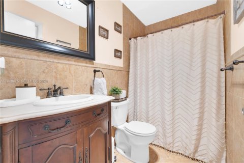 Copropriété à vendre à Miami, Floride: 2 chambres, 85.19 m2 № 2004417 - photo 13