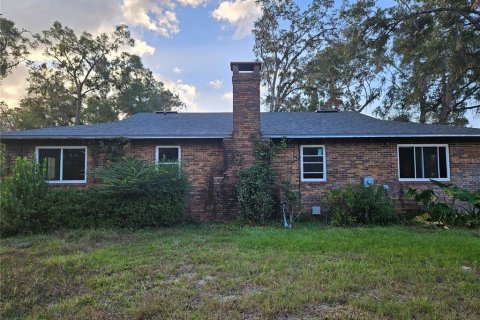 House in High Springs, Florida 3 bedrooms, 144.65 sq.m. № 1851285 - photo 18