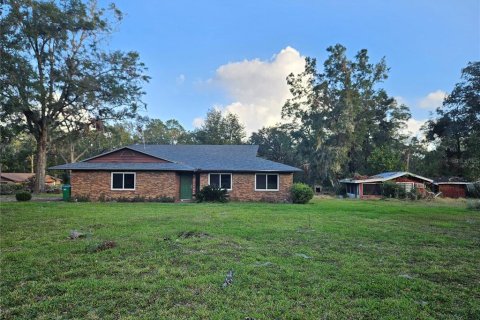House in High Springs, Florida 3 bedrooms, 144.65 sq.m. № 1851285 - photo 8