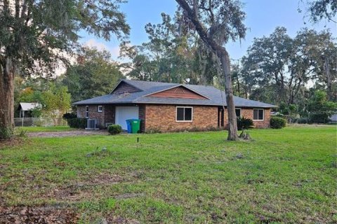 House in High Springs, Florida 3 bedrooms, 144.65 sq.m. № 1851285 - photo 5