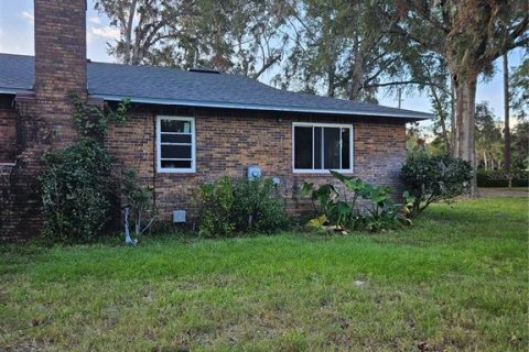 House in High Springs, Florida 3 bedrooms, 144.65 sq.m. № 1851285 - photo 20
