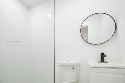 Villa ou maison à vendre à Fort Lauderdale, Floride: 3 chambres, 91.42 m2 № 1931334 - photo 16