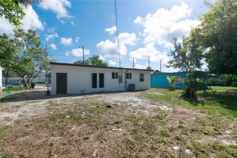 Villa ou maison à vendre à Fort Lauderdale, Floride: 3 chambres, 91.42 m2 № 1931334 - photo 20
