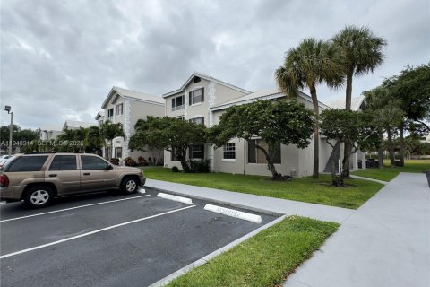 Снять в аренду кондоминиум в Окленд-Парк, Флорида 1 спальня, 78.41м2, № 2004708 - фото 16