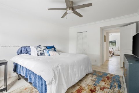 Condo in Lake Worth, Florida, 3 bedrooms № 1962091 - photo 15