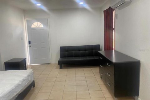 Commercial property in Kissimmee, Florida 8 bedrooms, 464.51 sq.m. № 1411649 - photo 23