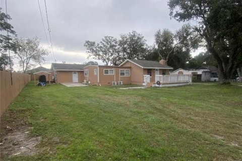 Commercial property in Kissimmee, Florida 8 bedrooms, 464.51 sq.m. № 1411649 - photo 4