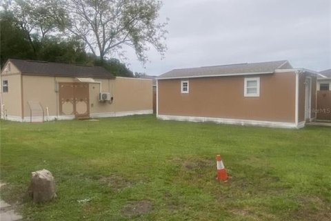 Commercial property in Kissimmee, Florida 8 bedrooms, 464.51 sq.m. № 1411649 - photo 13