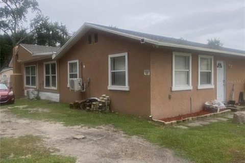 Commercial property in Kissimmee, Florida 8 bedrooms, 464.51 sq.m. № 1411649 - photo 5