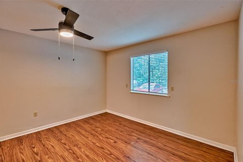 Copropriété à vendre à Gainesville, Floride: 2 chambres, 81.2 m2 № 1870615 - photo 12