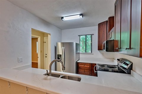 Copropriété à vendre à Gainesville, Floride: 2 chambres, 81.2 m2 № 1870615 - photo 10