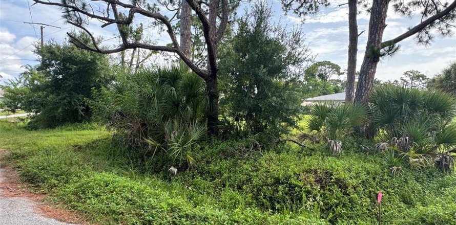 Land in Venice, Florida № 2202034