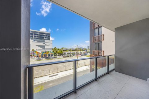 Copropriété à louer à Miami, Floride: 44.5 m2 № 2257338 - photo 8