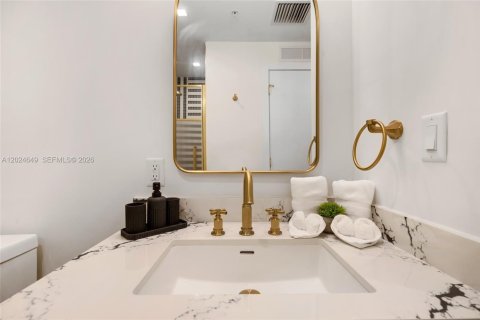 Copropriété à louer à Miami, Floride: 44.5 m2 № 2257338 - photo 3
